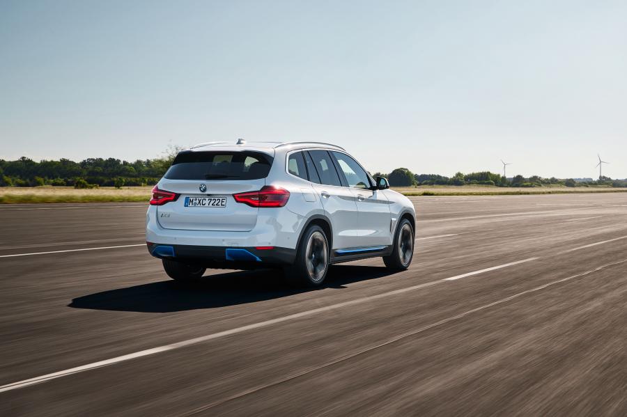  BMW iX3 (G08) 2020 года  (WW) (фото 4 из 87)